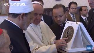  Vatican : rencontre historique entre le pape François et le grand imam d&rsquo;Al-Azhar
