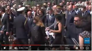  Nice: Valls hué sur la promenade des Anglais