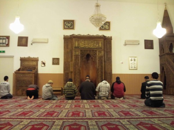 Un maire veut interdire la pratique de l’islam sous peine de reconduite à la frontière