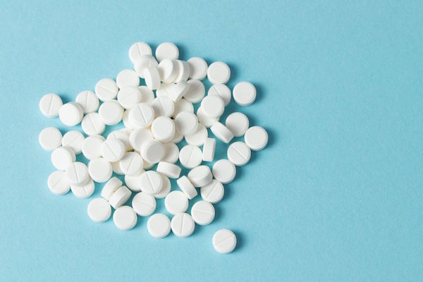 Chloroquine : Le gouvernement autorise la prescription mais l’encadre