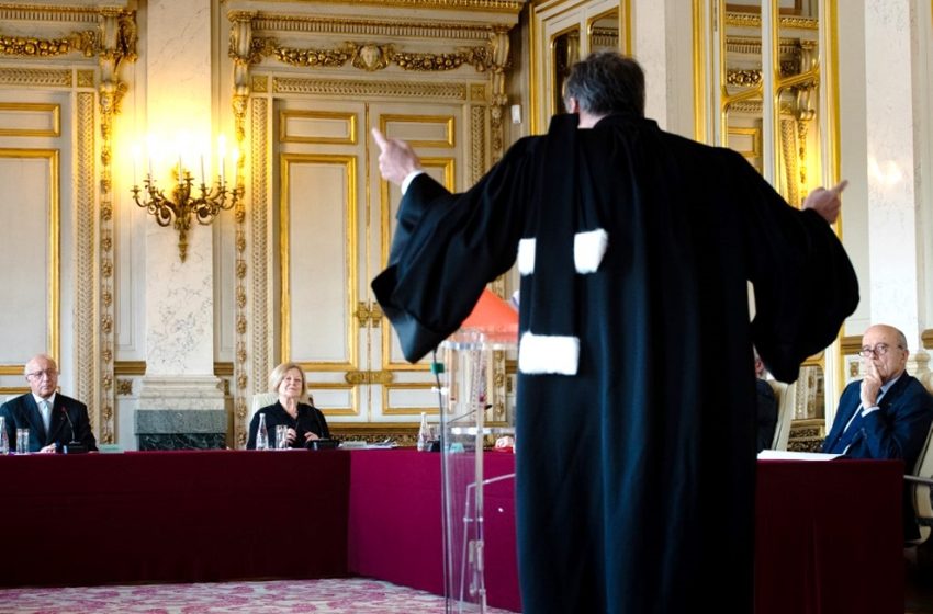Le Conseil constitutionnel censure la nouvelle loi antiterroriste