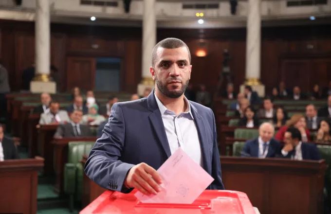 En Tunisie, un député justifie la décapitation de l’enseignant des Yvelines