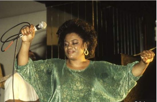 Congo : Tshala Muana chante « Ingratitude » et se fait interpeller