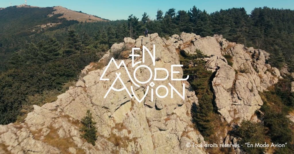 Pour permettre au film En Mode Avion d’exister : contribuer sur ModeAvionFilm.com avant le 19 décembre 2020.