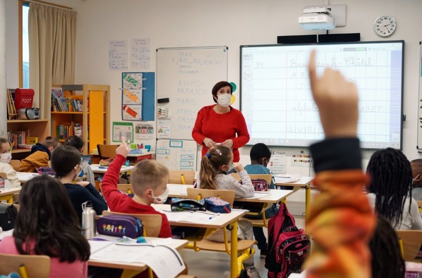 La réponse de l’Education face aux variants du Covid inquiète