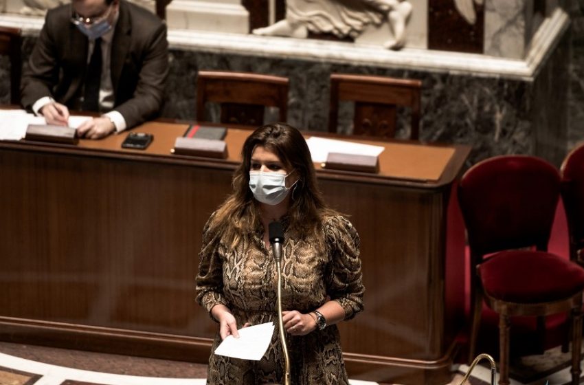 Fake news – Pas d’amende pour port de voile