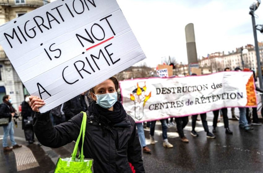 COLERE à Orléans : Mobilisation contre les centres de rétention