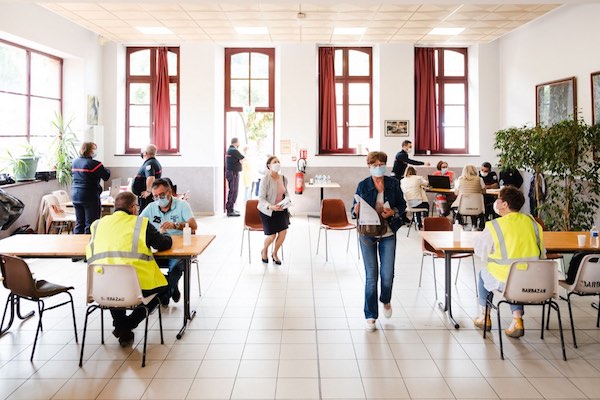 Pass sanitaire : nouveau passeport pour la vie sociale ?