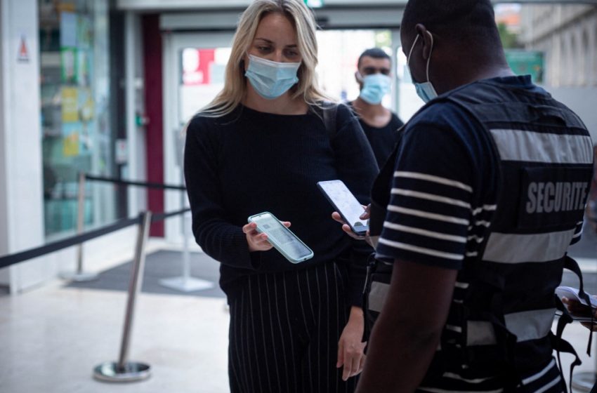Extension du pass sanitaire aux salariés en contact avec le public