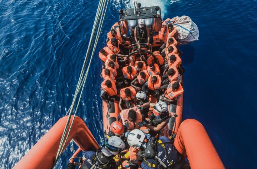 Opération sauvetage de l’Ocean Viking : 129 migrants secourus