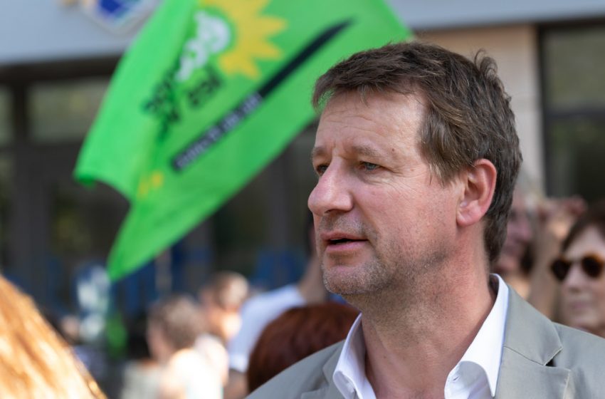 Abattage rituel : Yannick Jadot veut imposer l’étourdissement des animaux