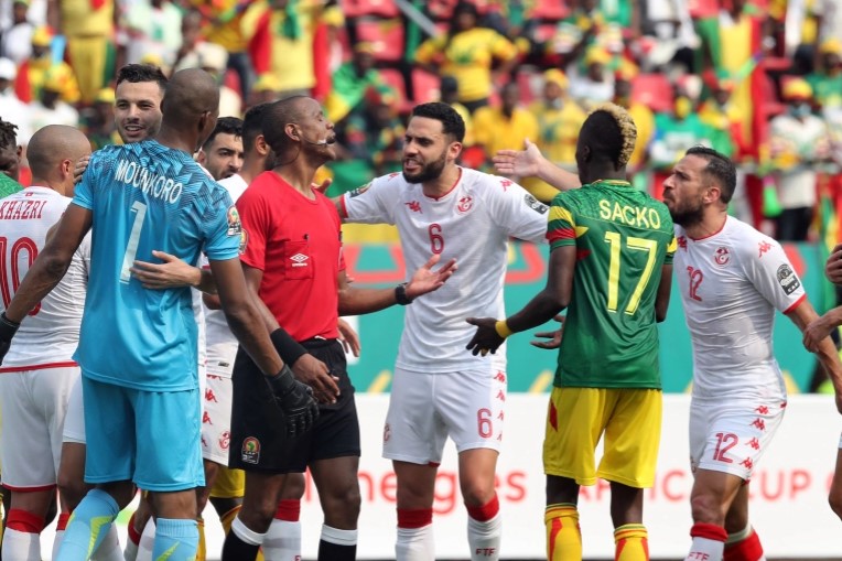 CAN2022. Scandale arbitral: la Tunisie saisit les instances africaines du football