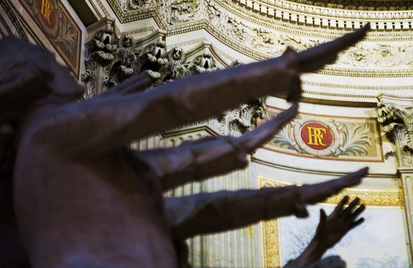 France. Entre républicanisme idéologique et multiculturalisme sociologique