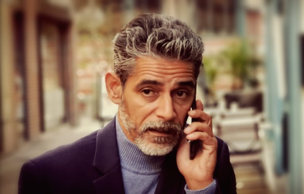  Mohamed Hmoudane : « Devenir », 30 ans de poésie marocaine