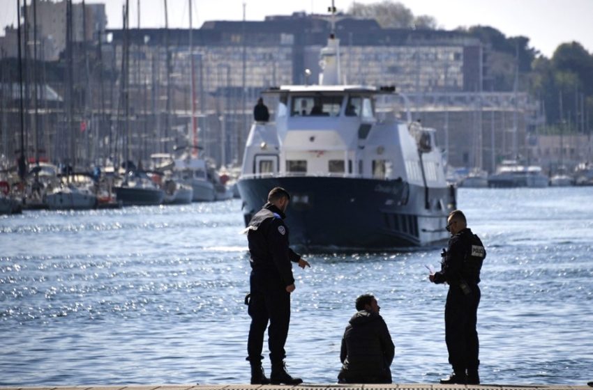 Politique d’accueil : une différenciation « injustifiée et injustifiable »