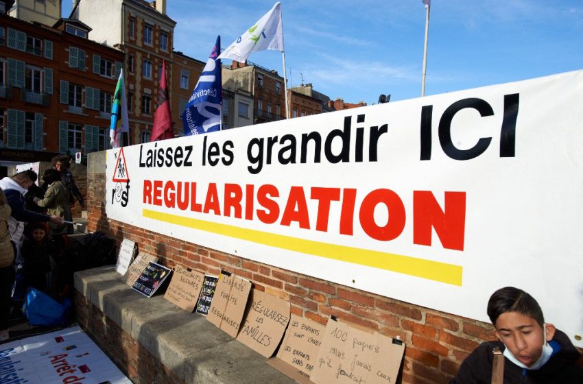 Les candidats aux législatives interpellés sur les mineurs isolés étrangers