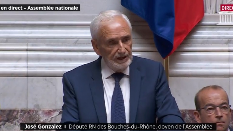 Algérie française : la gauche en colère après un discours négationniste à l’Assemblée nationale