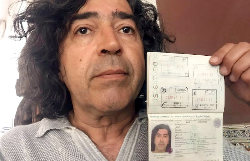 Ali Essafi, réalisateur marocain et résident français, bloqué au Sénégal