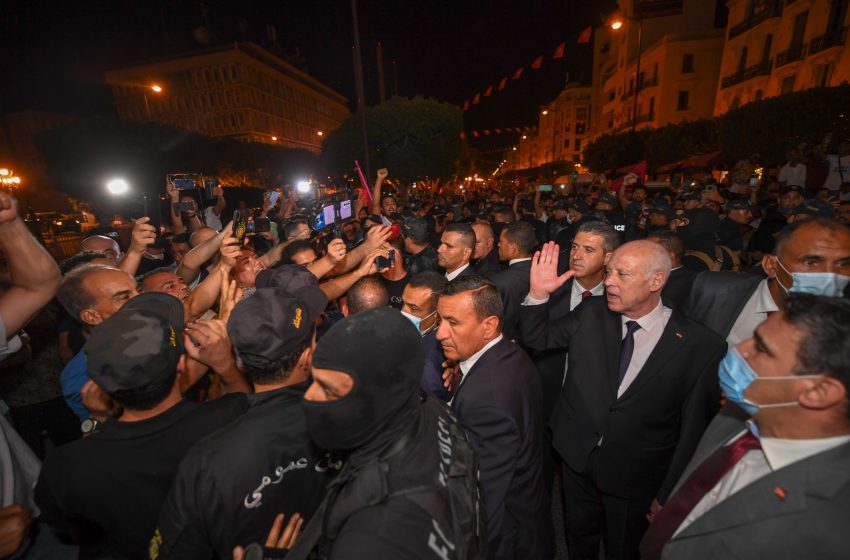 Tunisie. Triomphe du présidentialisme dans un climat d’incertitude