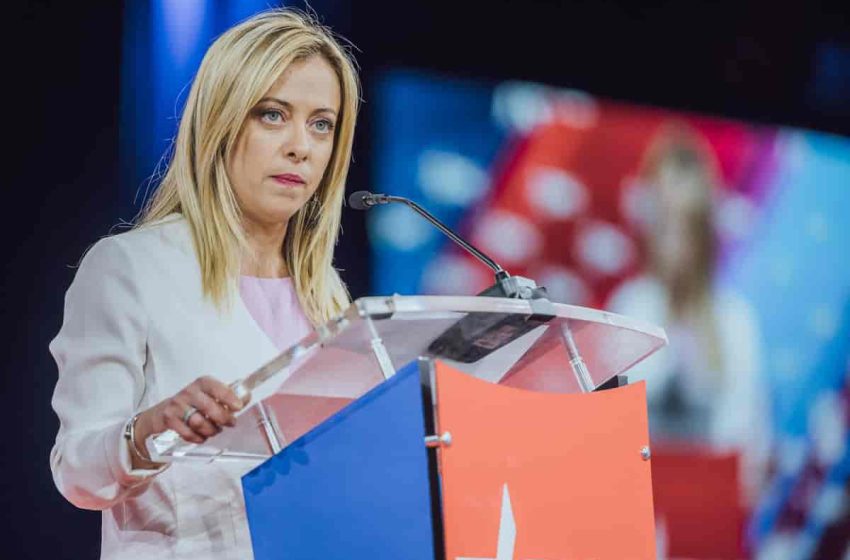 Italie : le gouvernement Meloni supprime une aide aux plus démunis