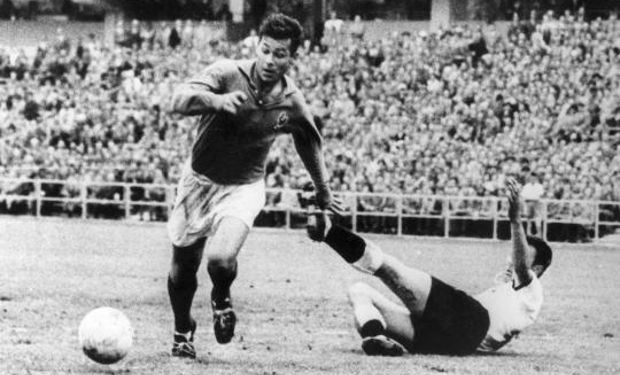Just Fontaine : une légende du football français forgée au Maroc