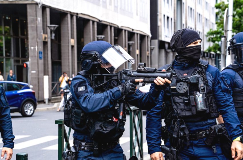 Mort de Mohamed Bendriss: trois policiers mis en examen