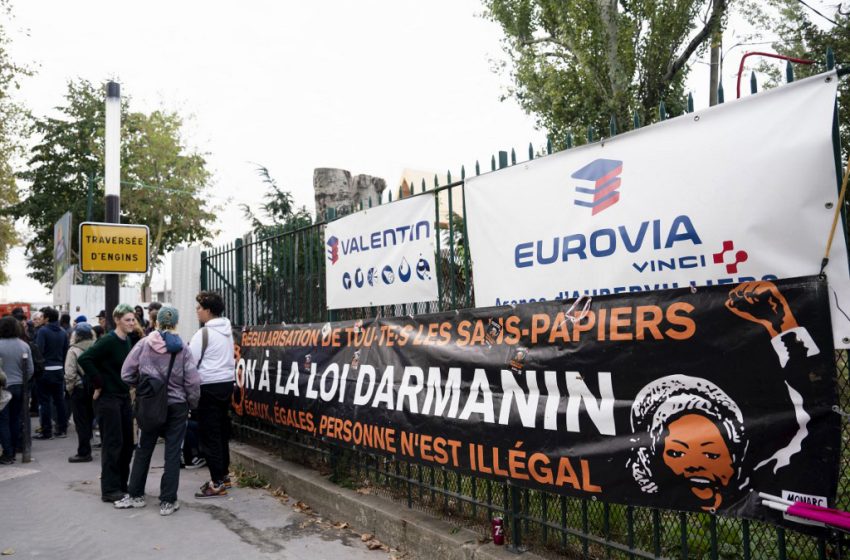 Grève de sans-papiers dans 30 entreprises en Ile-de-France