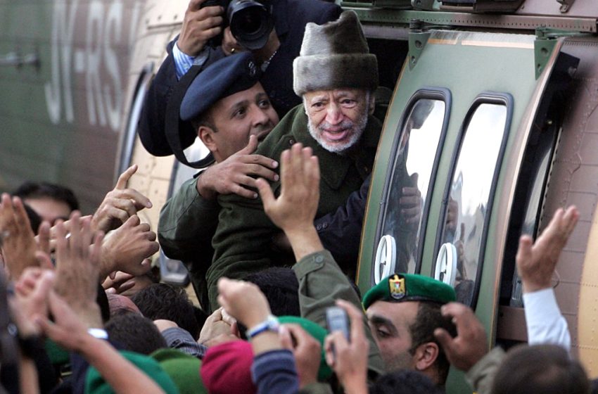 Il y a dix-neuf ans mourait Yasser Arafat