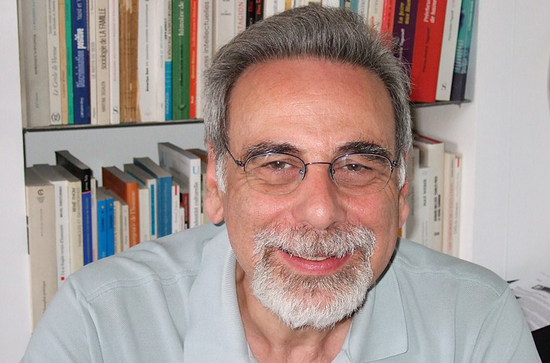 Alain Policar, démis du Conseil des sages de la laïcité, après ses propos sur le voile