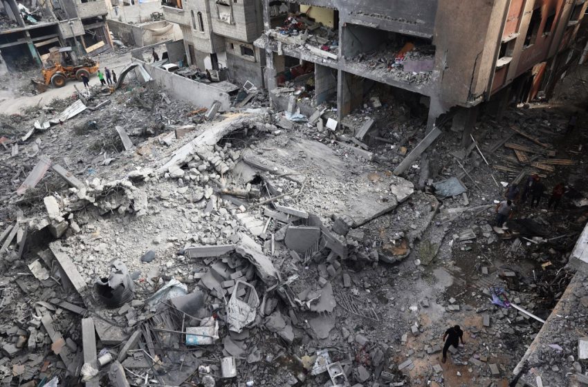Gaza : 4 otages libérés, 274 Palestiniens tués, Netanyahu sous pression