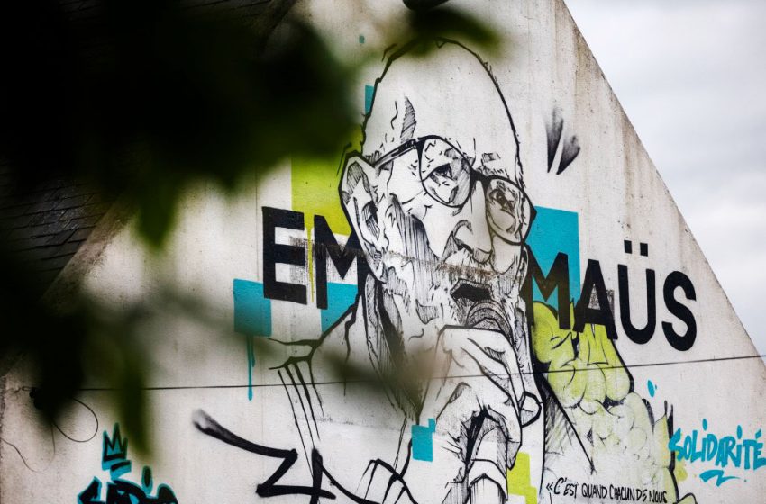 Emmaüs retire l’abbé Pierre de son logo