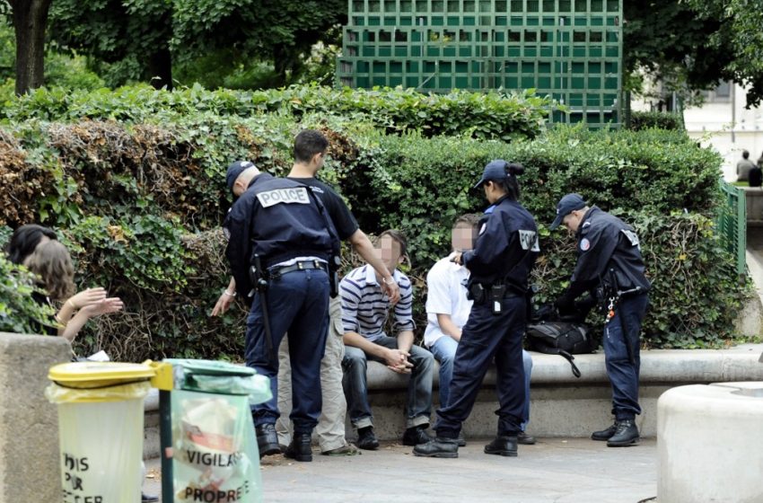 Contrôles, amendes: des pratiques policières d’« éviction des indésirables »