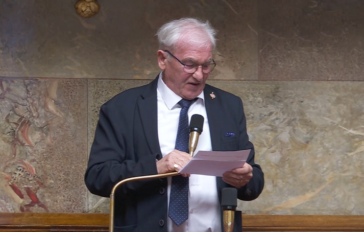  Binationalité: 1 500 euros requis contre un député ex-RN