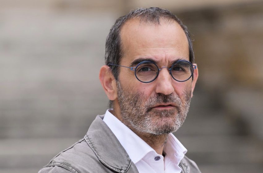  Loi sur l’université : l’écologiste Pouria Amirshahi reconnaît « une erreur » dans son vote