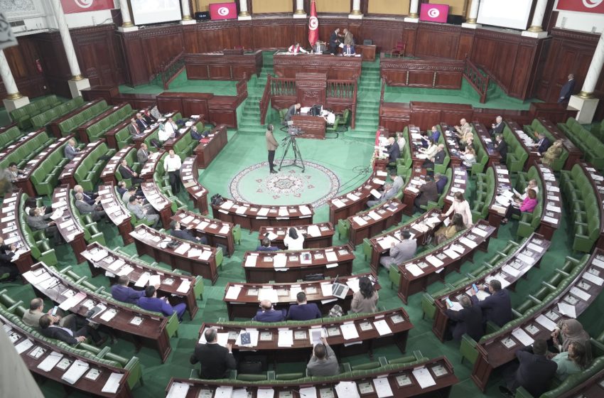  Tunisie. Vote « historique » au Parlement en faveur de la réforme du Code du travail