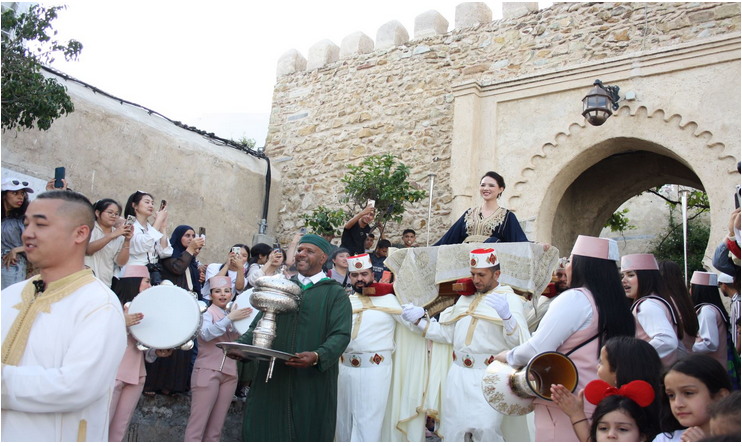  « Chinese Restaurant » célèbre un triple mariage à la Marocaine