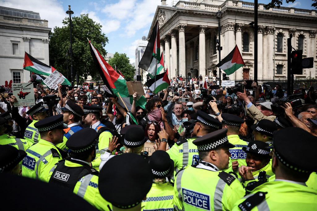 Manifestations/Palestine : près de 900 arrestations à Londres