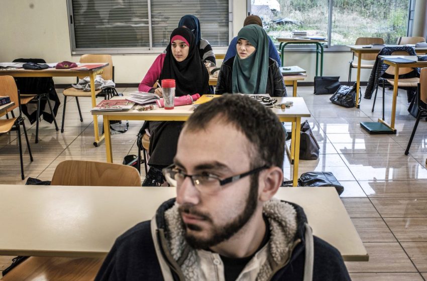  Un institut de formation des imams dissous en Conseil des ministres