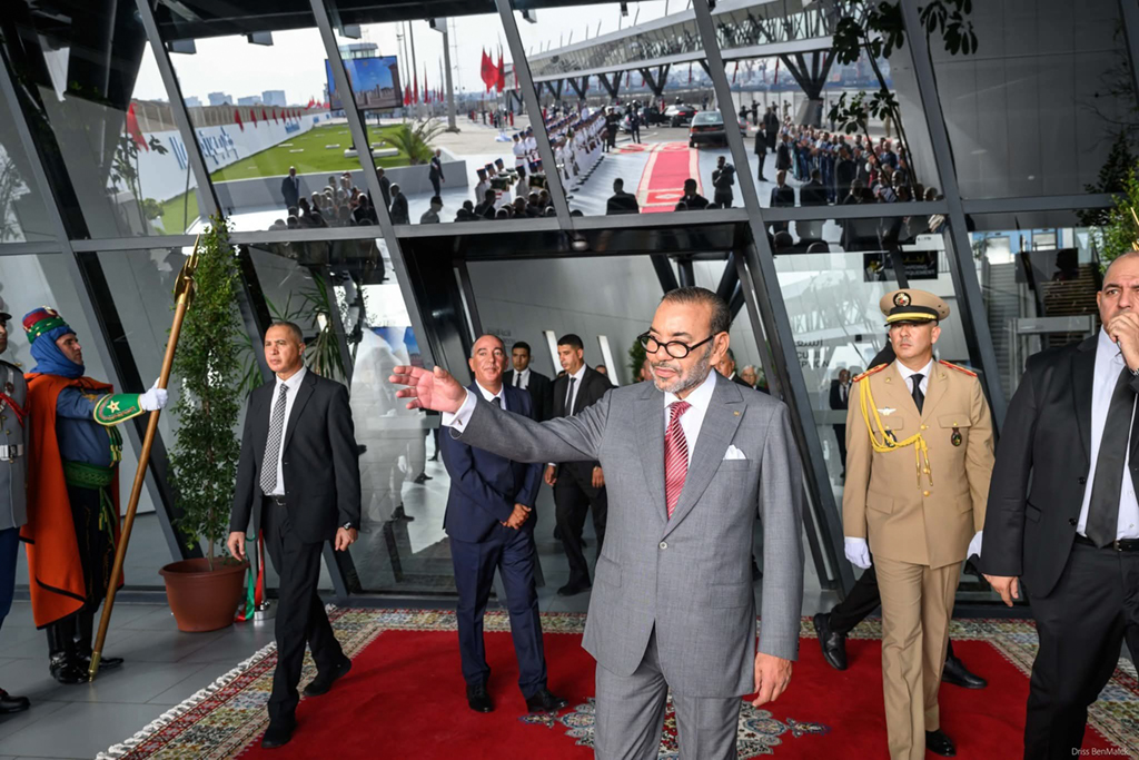 Le Roi Mohammed VI inaugure le complexe portuaire de Casablanca