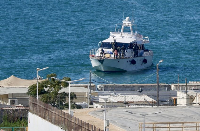  Flottille pour Gaza : 28 militants français expulsés d’Israël vers la Grèce