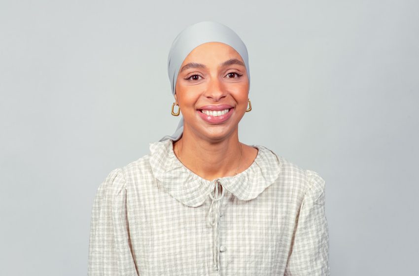  Mounia Laassiri défie les particules et les frontières