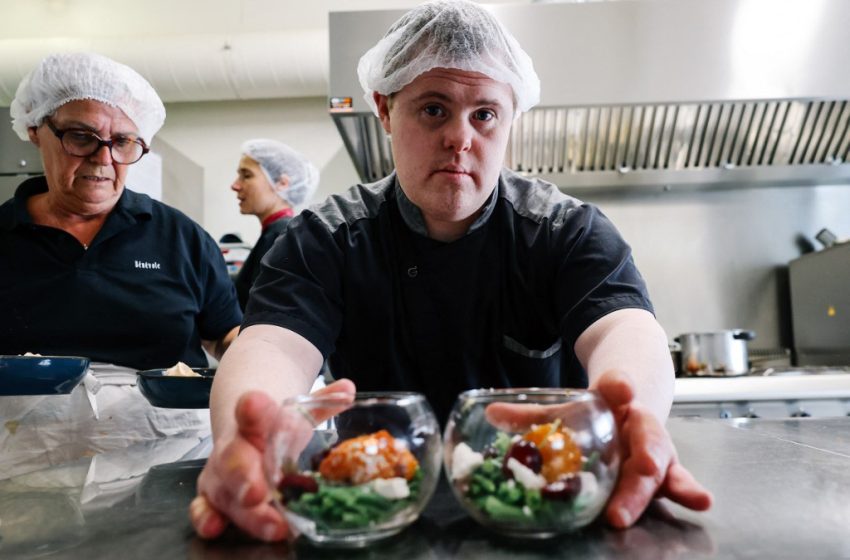  Handicap : 20 ans après la loi de 2005, discriminations et clichés perdurent