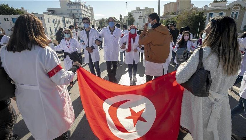  Tunisie. Primés en Suède, les secteurs de la santé et de l’éducation publique restent en crise