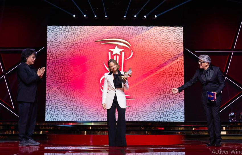  Marrakech célèbre Jodie Foster, une légende vivante du cinéma mondial