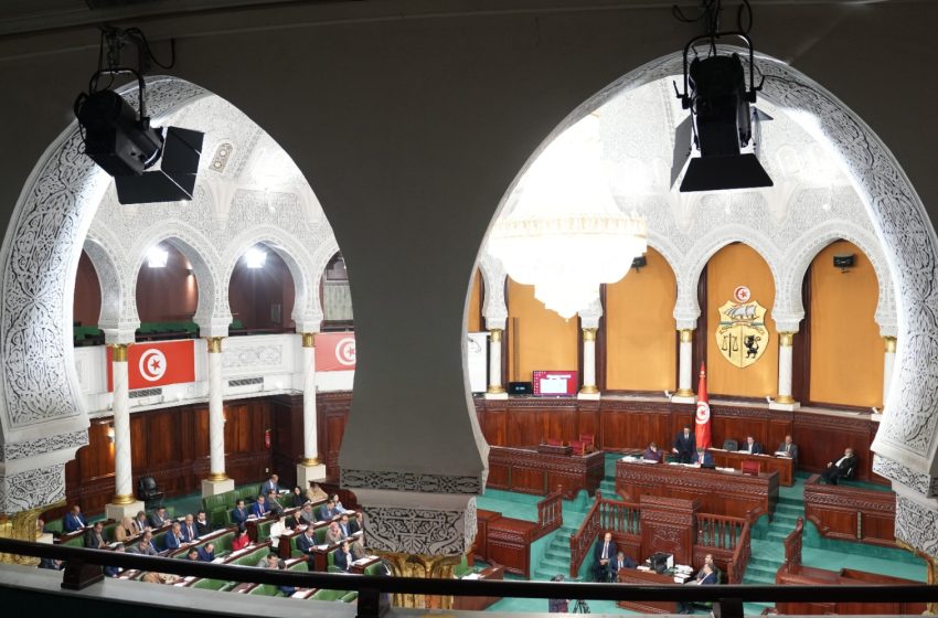  Tunisie. Feu vert parlementaire à l’ouverture de comptes en devises pour les résidents