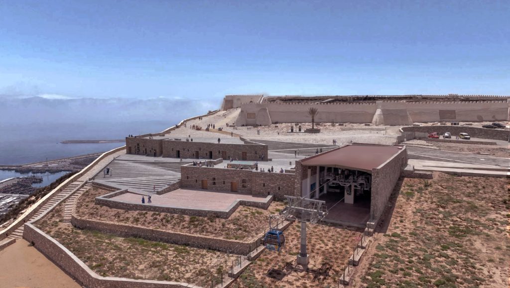 La station du téléphérique, la plateforme d’accueil et le parvis de la forteresse d’Agadir Oufella, après le travail de régénération complet du site.