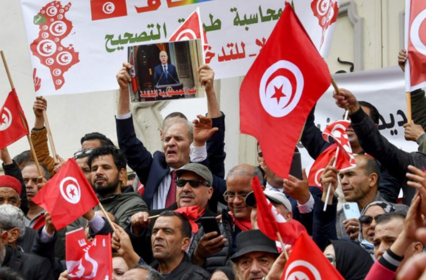  Tunis retient son souffle avant la mobilisation pro pouvoir du 17 décembre