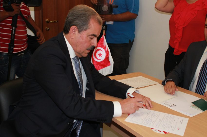  Tunisie. Mondher Zenaidi condamné à 19 ans de prison dans un climat de répression judiciaire