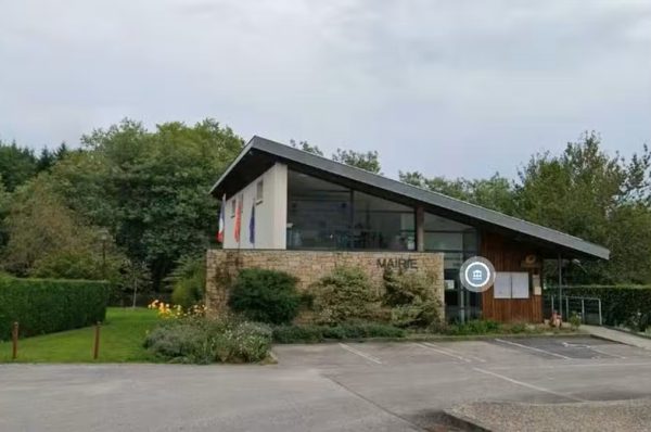 Antisémitisme. Bazinet dans le box d’accusation