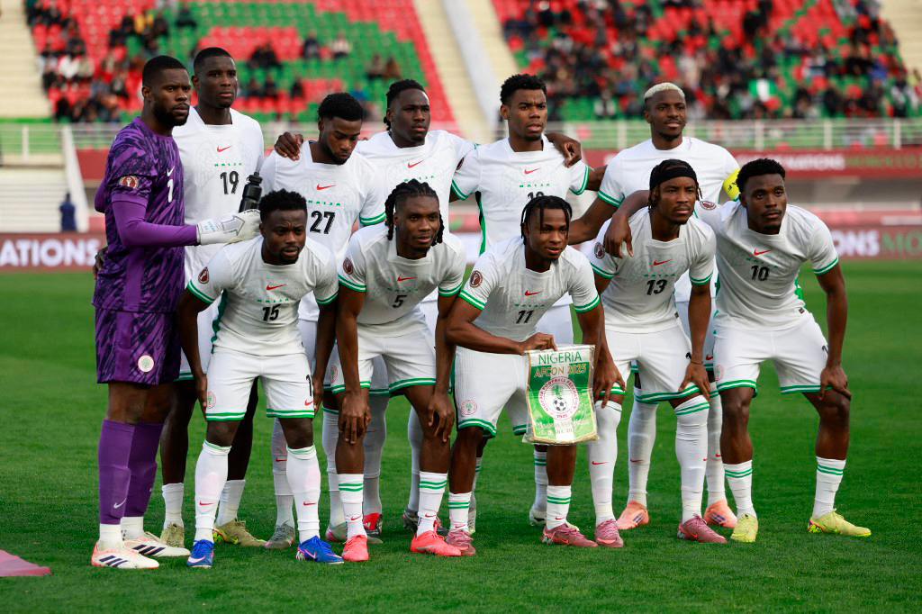 L’équipe du Nigeria pose avant son match face à l’Ouganda lors de la CAN-2025 au stade de Fès, le 30 décembre 2025